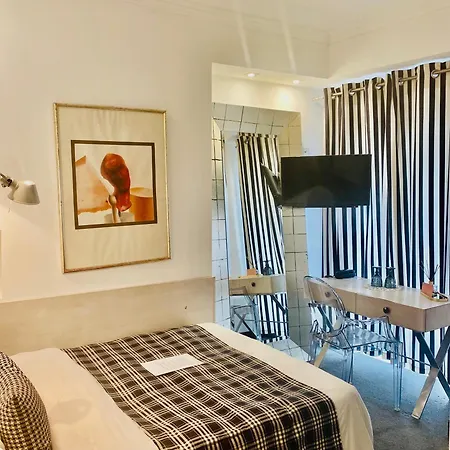 Hotel Andromeda Boutique 4*