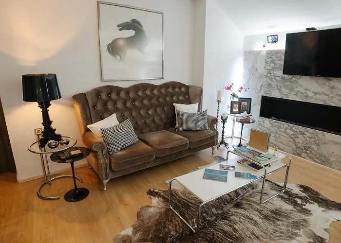 Andromeda Boutique מלון 4*